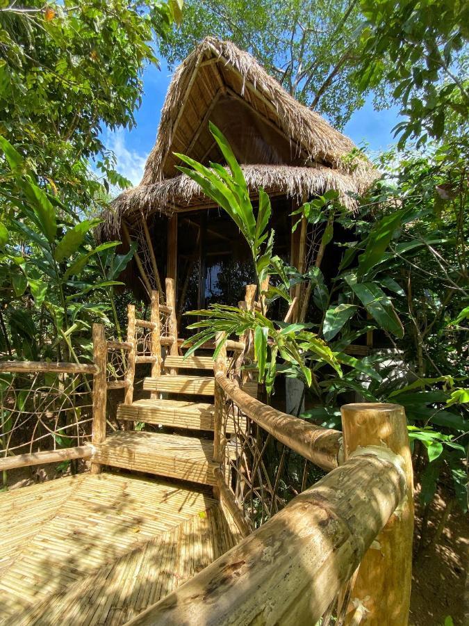 Inigtan Lio Bamboo Cottages El Nido Exterior foto