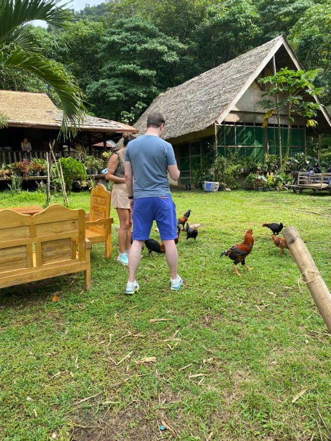 Inigtan Lio Bamboo Cottages El Nido Exterior foto